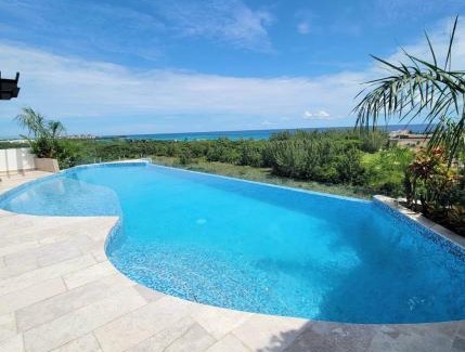 Luis Donaldo Colosio Apartment | Espectacular condo con gran vista al mar desde el balcón