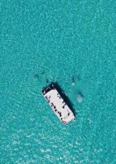 Punta Cancun Boat Rental | Catamaran Fragata Cancun