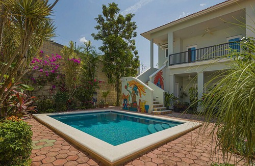 Colonia Centro House | Entire Luxury Private Home - Walking distance to downtown dinning
