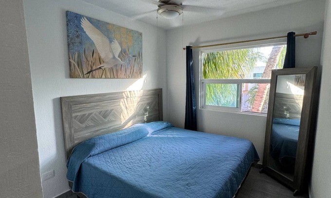 Luis Donaldo Colosio House | 3-bedroom house in amazing Playa del Carmen with WiFi, AC Pet friendly