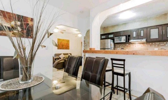 S.M. 57 House | Casa Huayacan | entera y privada de un piso | sin escaleras | Terraza patio