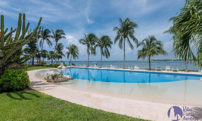 Puerto Aventuras Apartment | Chac Hal, Beachfront Apartment with Amenities - Chac Hal 2