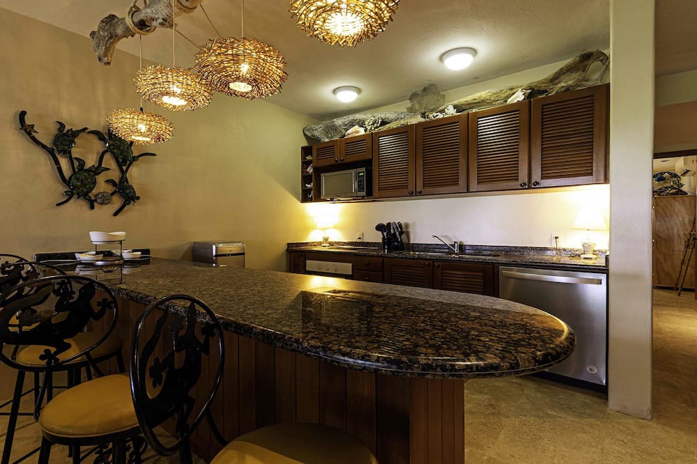 Photo of Kitchen in Costa Maya