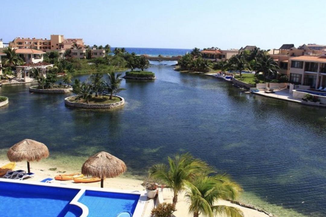 Photo of Others in Puerto Aventuras